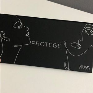 Suva eyeshadow palette